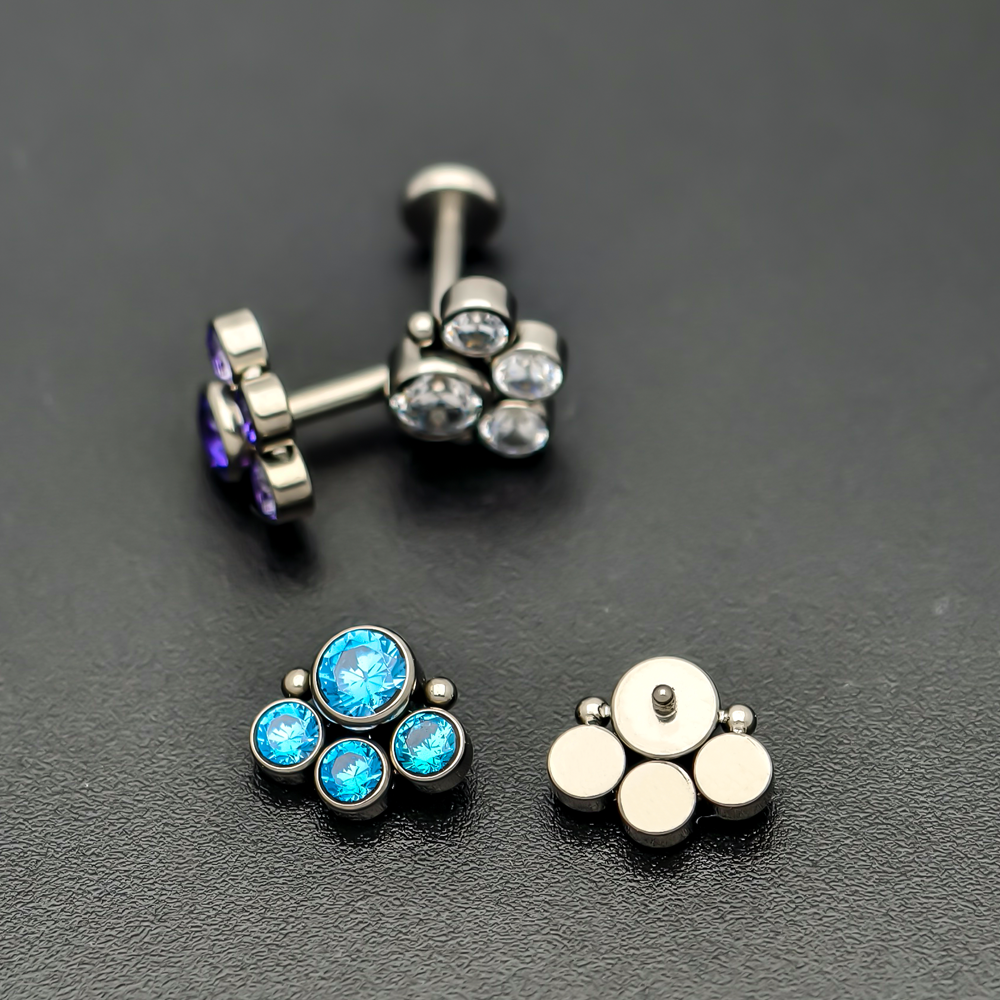 G23 Titanium CZ Zircon Cluster - مراجعة Cluster Stud Ear وسعره