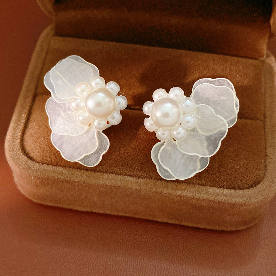 Layered Star-shaped Shell Stud - مراجعة Cluster Stud Ear وسعره