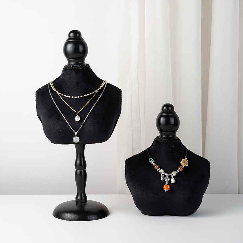 Black Velvet Bust Form Jewelry - مراجعة Body Jewelry Stores وسعره